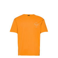 Organic Cotton-Jersey Crewneck T-Shirt With Chest Artwork T-shirts Short-sleeved Keltainen Scotch & Soda