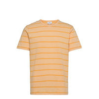 Joshua T-Shirt T-shirts Short-sleeved Keltainen Makia