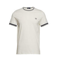 Twin Tipped T-Shirt T-shirts Short-sleeved Kermanvärinen Fred Perry