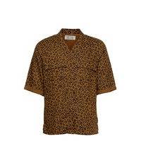 All-Over Printed Shortsleeve Shirt With Hawaiian Details Lyhythihainen Paita Ruskea Scotch & Soda