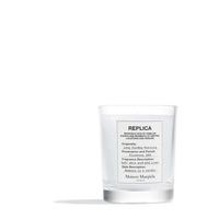 Replica Lazy Sunday Morning Candle 70 G Tuoksukynttilä Valkoinen Maison Margiela