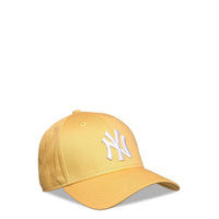 League Essential 9forty Neyya Accessories Headwear Caps Keltainen New Era