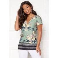 Happy Holly Carrie top Mint green / Patterned