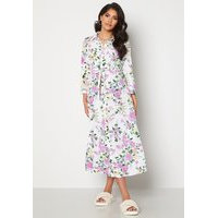 Pieces April 3/4 Ankle Dress Bright White AOP Flo