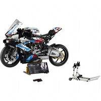 BMW M 1000 RR (LEGO 42130)