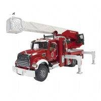 MACK Granite fire engine with water pump (Bruder 02821)