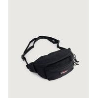 Olkalaukku Doggy Bag, Eastpak