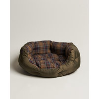 Quilted Dog Bed 30' Olive, Barbour Lifestyle